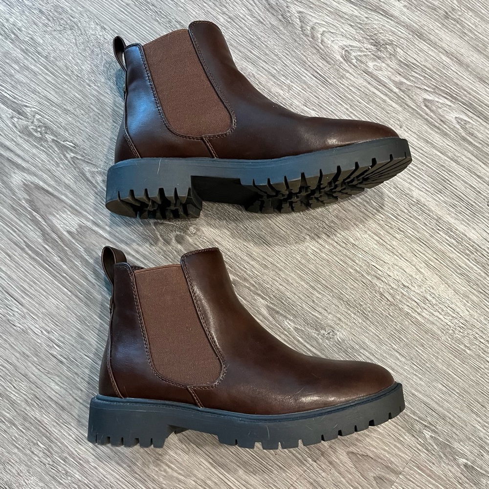 Women’s brown ankle boots